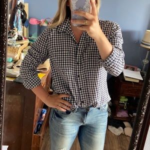 Gap button down gingham boyfriend shirt